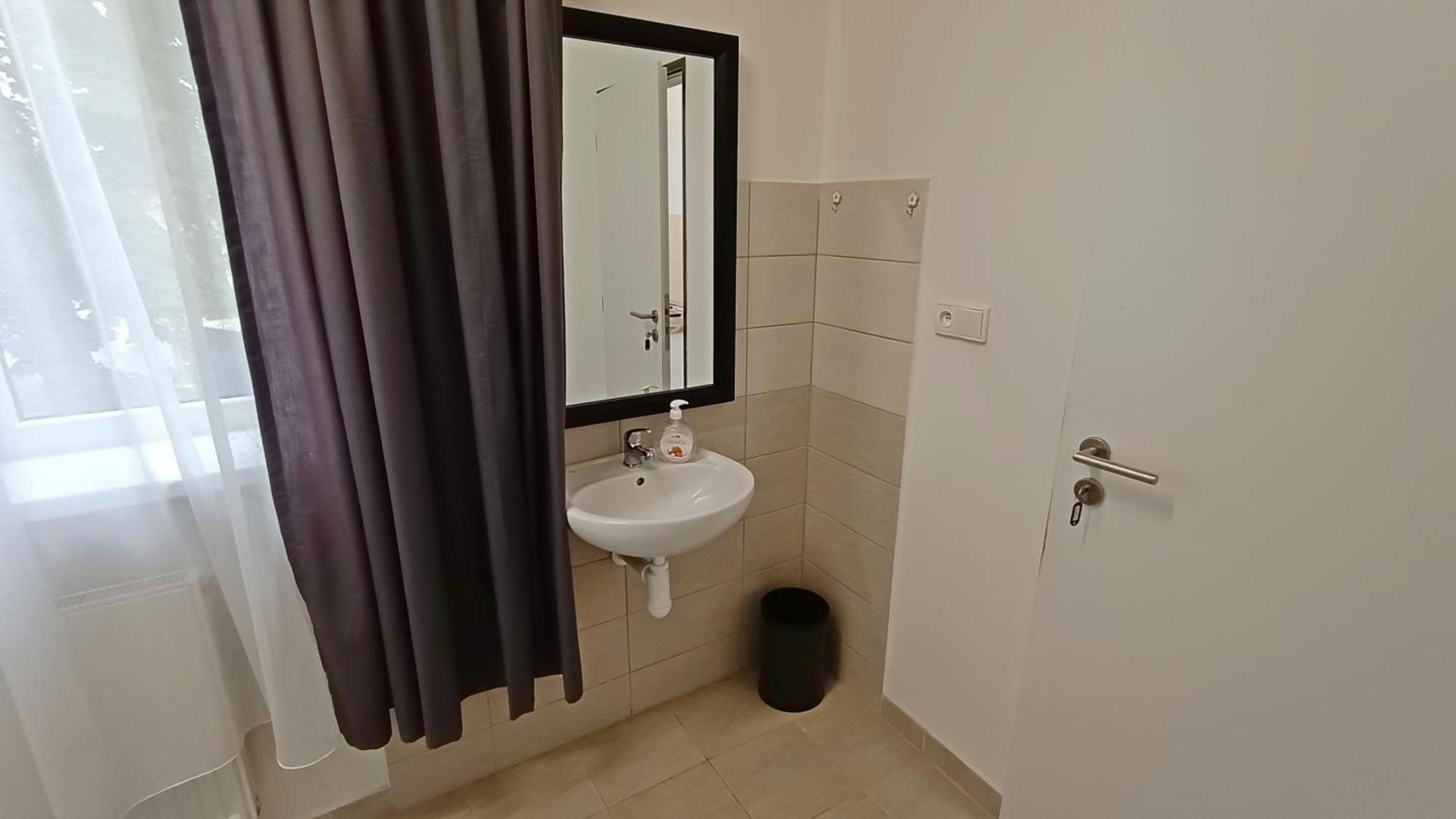 Apartments Gato Karlovy Vary Stara Role Exteriér fotografie
